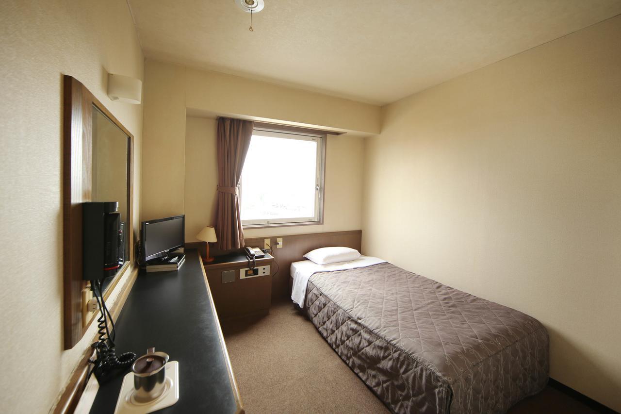 Isesaki Harvest Hotel Bagian luar foto